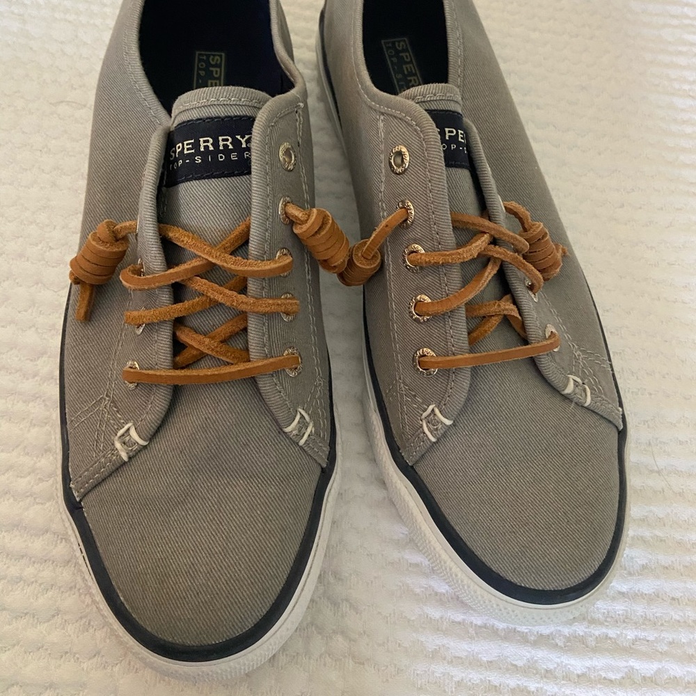 Sperry lace up sneakers